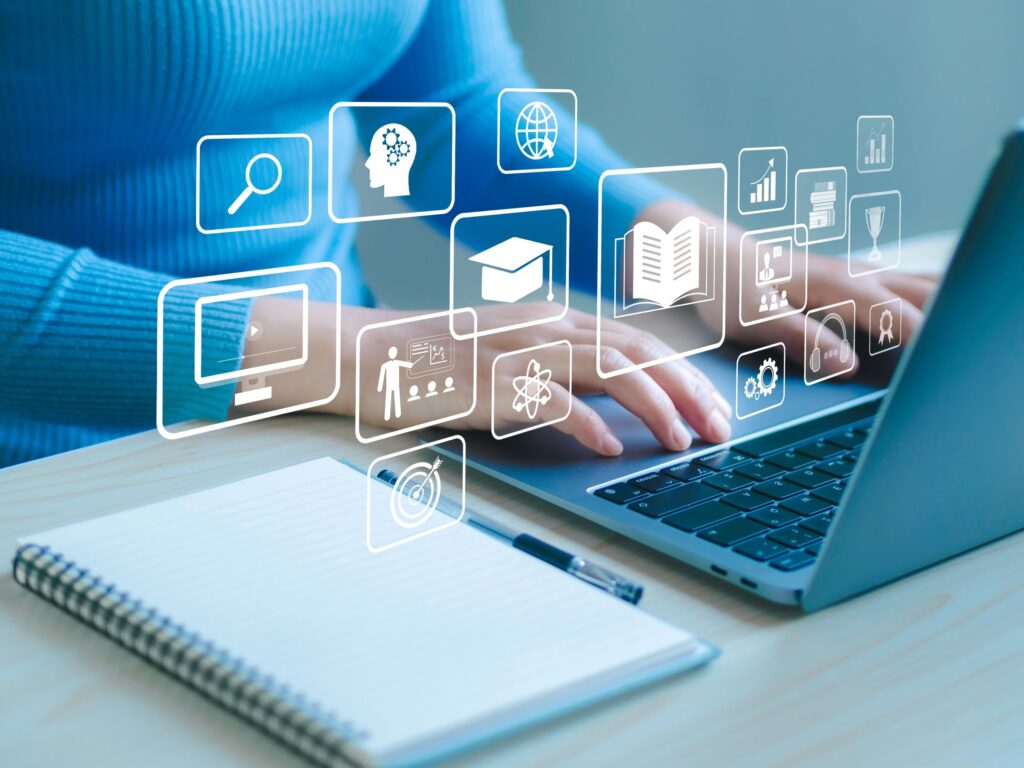 online learning students computer education